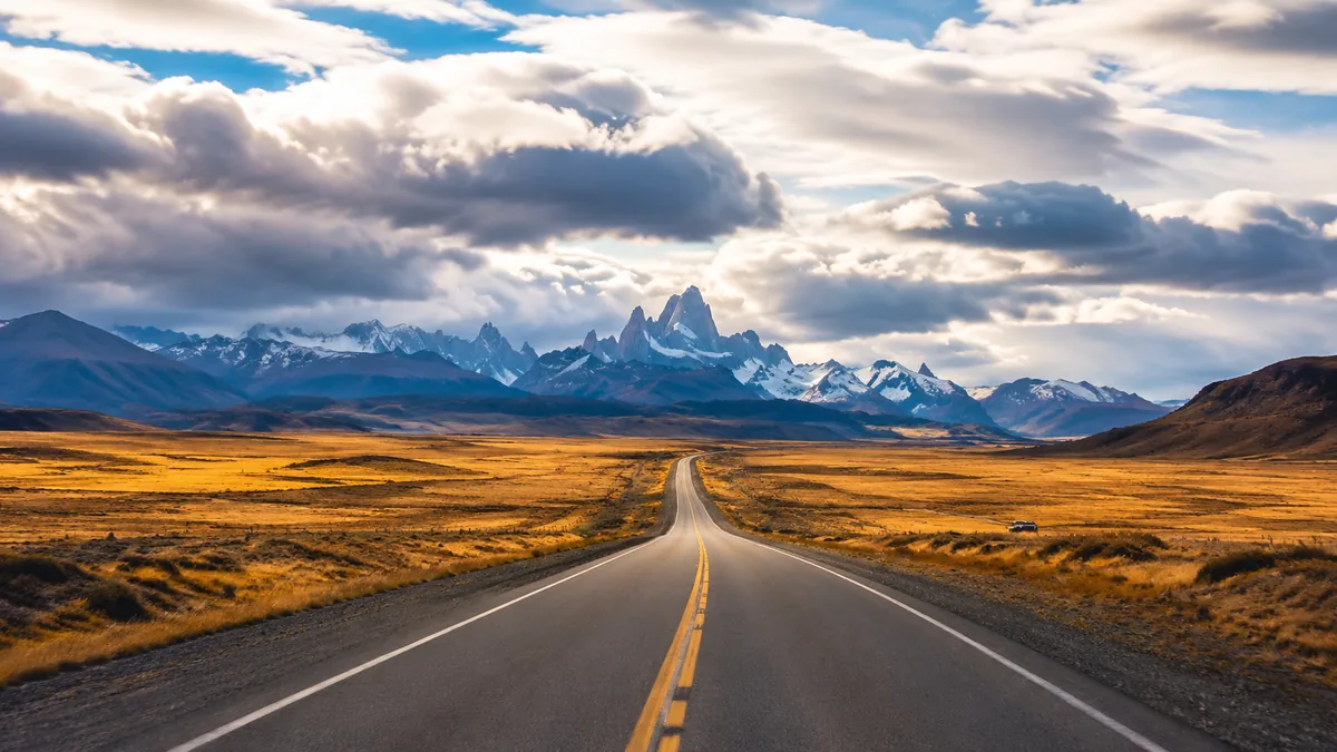 Punta Arenas: Full-Day Torres del Paine Tour